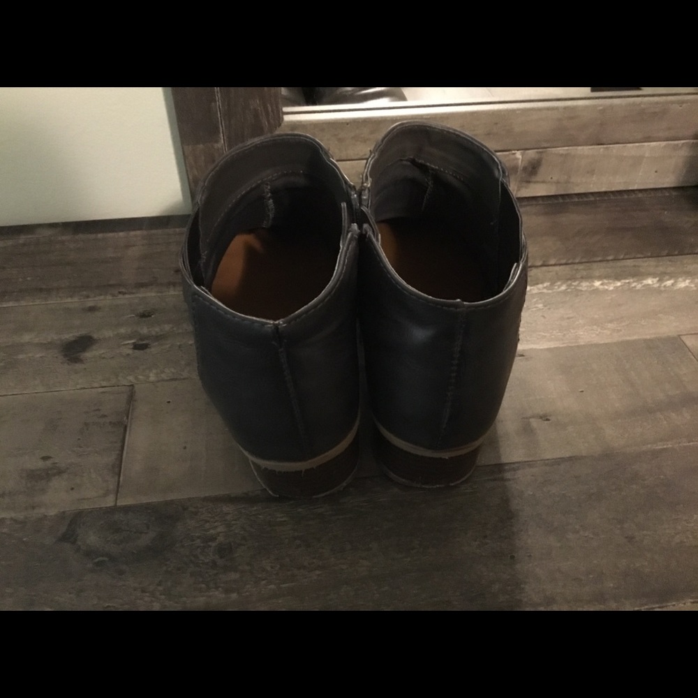 Booties - Picture 3 of 5